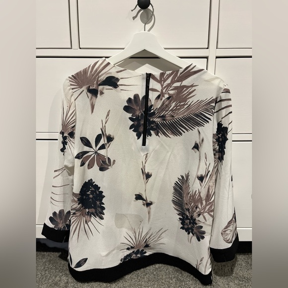 Cleo Floral Black & White Blouse - Picture 3 of 4
